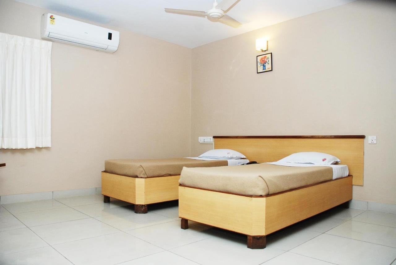 Hotel Prestige Μπανγκαλόρ Εξωτερικό φωτογραφία