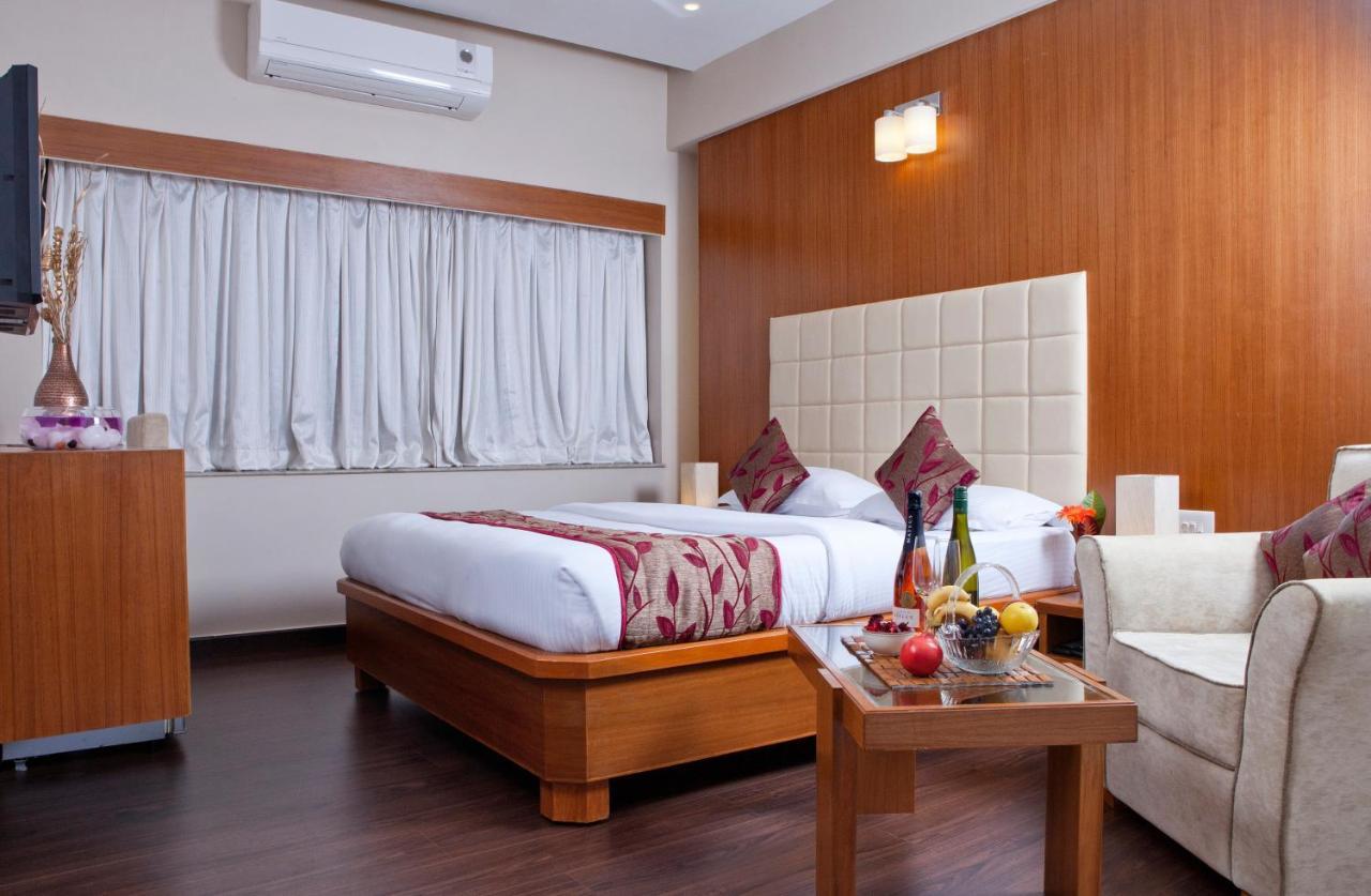 Hotel Prestige Μπανγκαλόρ Εξωτερικό φωτογραφία